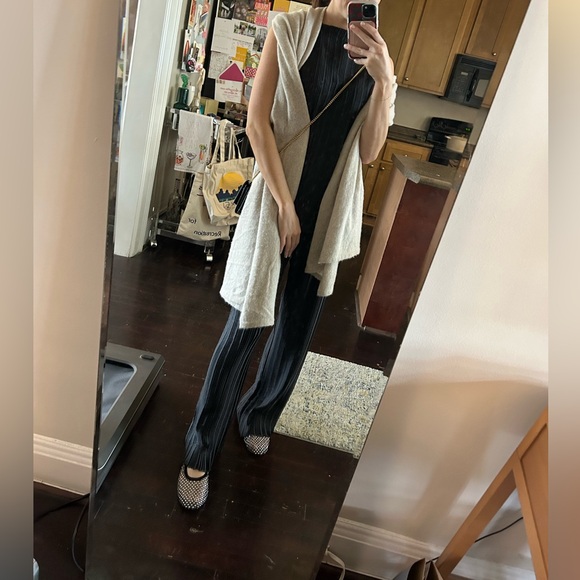 ZARA Black Pleated Set - Picture 5 of 5